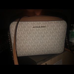 Michael kors cross body bag price negotiable!